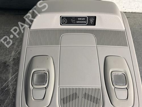 Luz interior RENAULT MEGANE IV Hatchback (B9A/M/N_) 1.5 dCi 90 (B9A1) (90 hp) 32996310