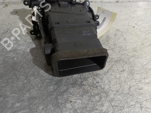 air-vent-kia-carens-iv-2013-23823984 main image