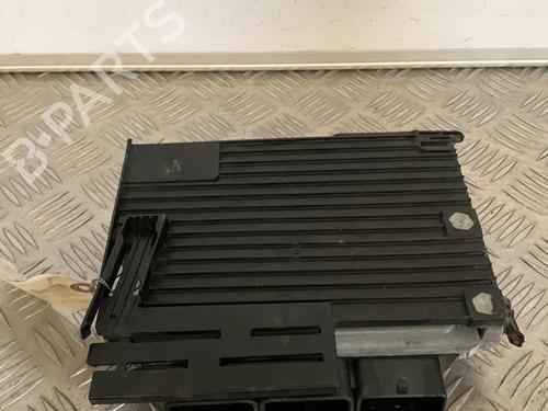 Used Control unit Control unit PEUGEOT 308 II (LB_, LP_, LW_, LH_, L3_) 1.6 HDi / BlueHDi 115 (115 hp) 29003886 29003886