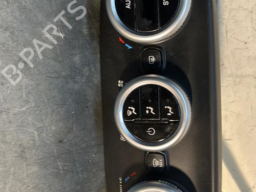 climate-control-fiat-500x-334_-2014-32994987 main image