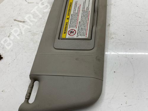 Used Right sun visor Right sun visor 39640684 39640684