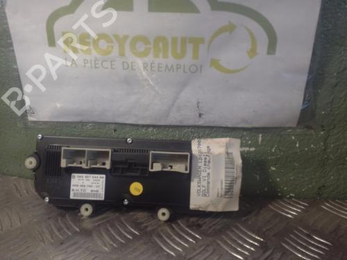 Used Climate control VW GOLF VI (5K1) 2.0 TDI (110 hp) 21725039
