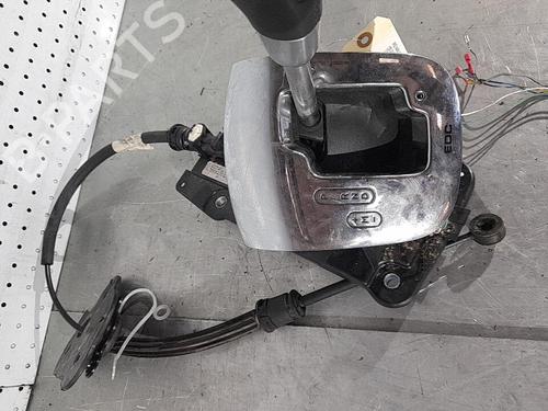 Gear lever RENAULT MEGANE III Coupe (DZ0/1_) 1.5 dCi (DZ09, DZ0D, DZ1F, DZ1G, DZ14, DZ29) | BP21704041M90 