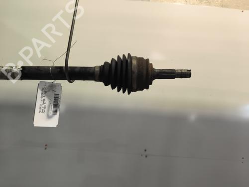 Used Right front driveshaft Right front driveshaft PEUGEOT 208 I (CA_, CC_) 1.2 VTI 82 (82 hp) 25444298 25444298