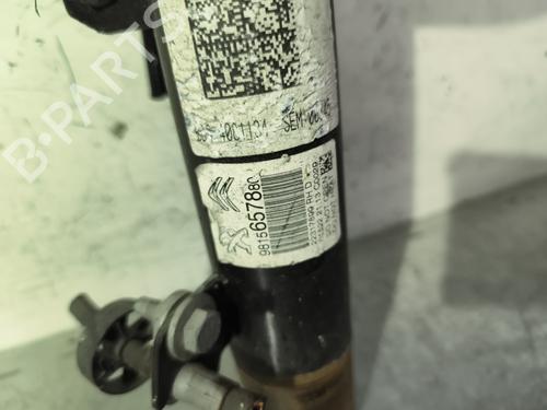 Used Right front shock absorber CITROËN C3 III (SX) 1.2 THP 110 (SXHNPS, SXHNZT, SXHNZ6) (110 hp) 29732632