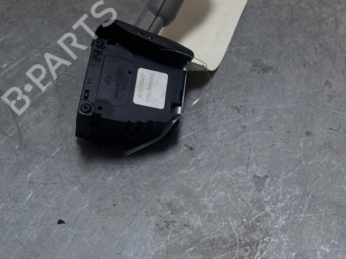 Used Steering column stalk Steering column stalk RENAULT TWINGO I (C06_) 1.2 (C066, C068) (58 hp) 27328512 27328512