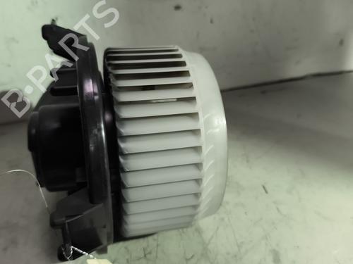 Used Heater blower motor Heater blower motor SUZUKI SWIFT IV (FZ, NZ) 1.3 DDiS (AZG413D, ZC02S, ZC92S) (75 hp) 27327993 27327993