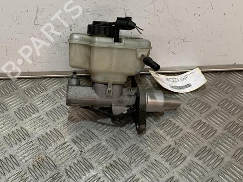 Used Brake master cylinder VW GOLF VI (5K1) 1.6 TDI (105 hp) 21714650