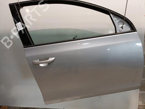Used Right front door VW GOLF VI (5K1) 1.6 TDI (105 hp) 21716951