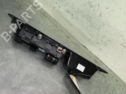 Used Left front window switch PEUGEOT 208 II (UB_, UP_, UW_, UJ_) 1.2 PureTech 75 (75 hp) 30553286