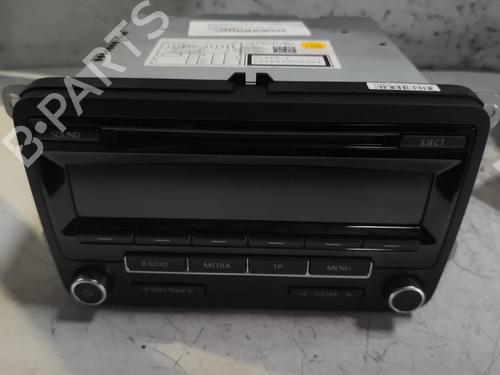 Used Radio VW POLO V (6R1, 6C1) 1.6 TDI (90 hp) 25444403