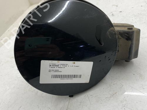 fuel-flap-citroen-c4-picasso-ii-2013-39640642 main image