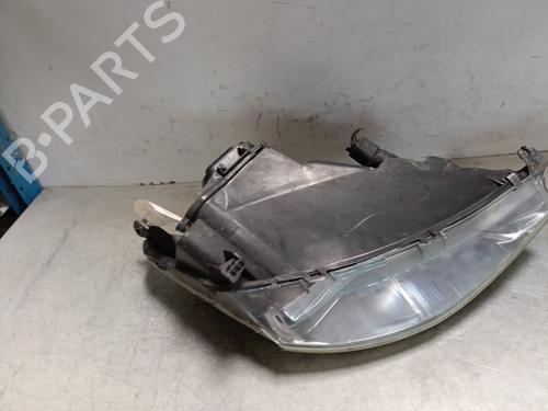 Used Left headlight FORD FOCUS I Saloon (DFW) 1.8 Turbo DI / TDDi (90 hp) 28304529