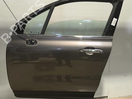 Used Left front door FIAT 500X (334_) 1.6 D Multijet (334AXA1B, 334AXA11) (120 hp) 31258039