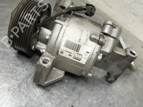 Used AC compressor AC compressor RENAULT TWINGO III (BCM_, BCA_) 1.0 SCe 70 (BCMB) (69 hp) 30646900 30646900
