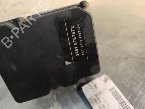 ABS Bremseaggregat BMW 5 (E60) 530 d (218 hp) 30647058