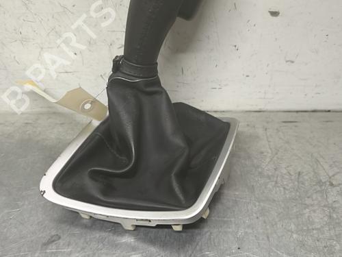 Gearknop RENAULT ESPACE IV (JK0/1_) 2.0 dCi (JK03, JK04, JK1C, JK1G, JK1J, JK1K) (173 hp) 32995885