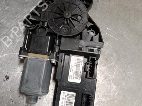 Rudehejsemekanisme ventre foran RENAULT MEGANE III Hatchback (BZ0/1_, B3_) 1.5 dCi (BZ09, BZ0D, BZ1W, BZ29, BZ14) | BP28165414C22 