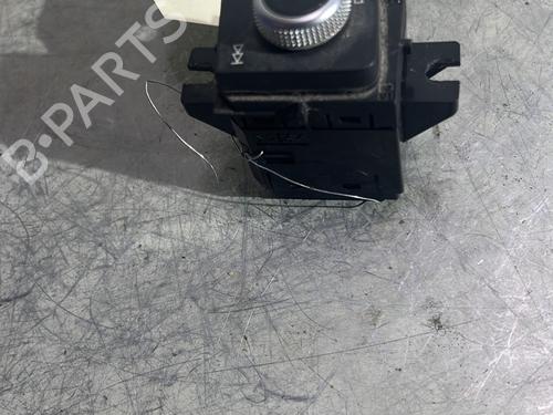 switch-audi-q5-fyb-fyg-2016-27328360 main image