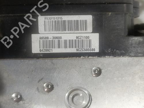 Used ABS pump HYUNDAI i30 Estate (GD) 1.6 CRDi (110 hp) 29082401