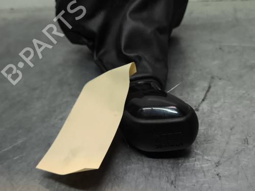Used Shift knob PEUGEOT 208 II (UB_, UP_, UW_, UJ_) 1.2 PureTech 75 (75 hp) 32995400