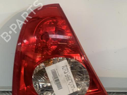 Farolim esquerdo Farolim esquerdo RENAULT CLIO II (BB_, CB_) 1.5 dCi (B/CB07) (65 hp) 21699361 21699361