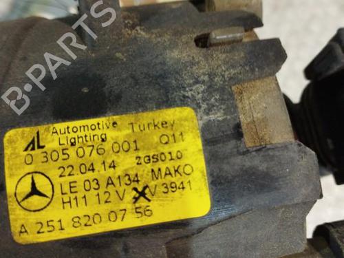Used Left front fog light Left front fog light 21700577 21700577