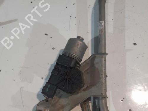 Used Front wiper motor DACIA SANDERO 1.4 MPI LPG (72 hp) 21700323