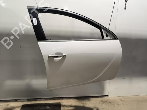 Used Right front door OPEL INSIGNIA A (G09) 2.0 CDTI (68) (131 hp) 31872094