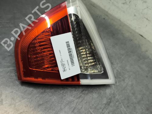 Feu de coffre droit BMW 3 (E90) 318 d (122 hp) 31872256