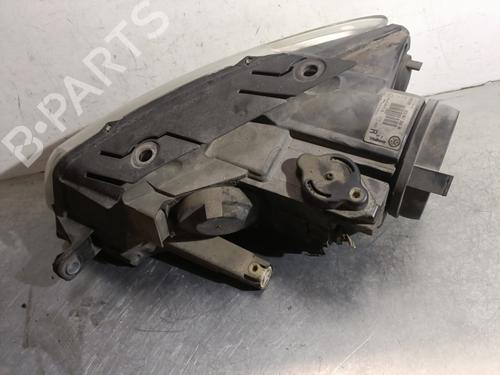 Right headlight VW PASSAT B6 (3C2) 2.0 TDI 16V | BP29330805C29