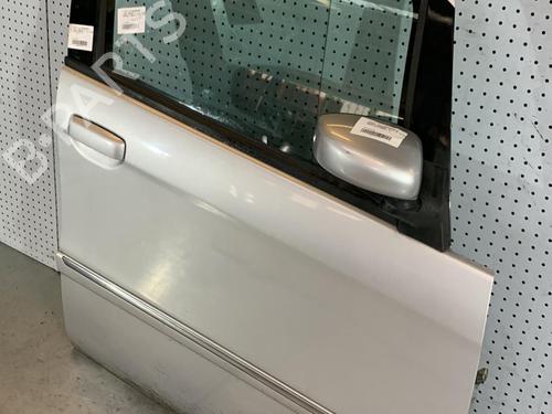 right-front-door-fiat-idea-350_-13-d-multijet-46828896-2003-21715358 main image