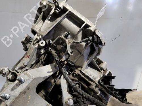 Gearbox DACIA SANDERO II 1.0 SCe 75 (B8JC, B8JD, B8NC) | BP32218432M3