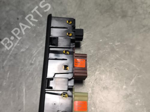Left front window switch DACIA SANDERO 1.5 dCi | BP28077735I27 - Image 3