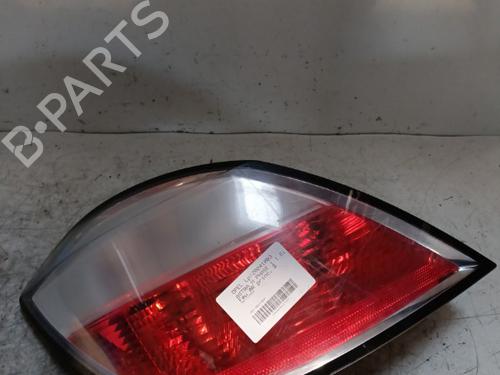 Używane Lampa tylna lewa OPEL ASTRA H (A04) 1.6 (L48) (105 hp) 21704543