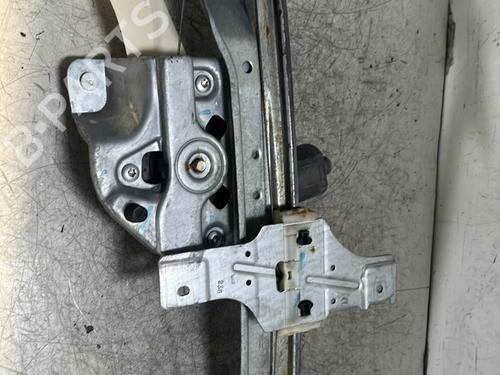 Used Front right window mechanism Front right window mechanism PEUGEOT 208 I (CA_, CC_) 1.5 BlueHDI 100 (102 hp) 26028294 26028294