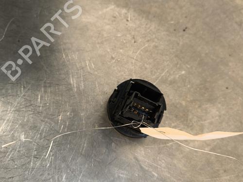 Used Warning switch Warning switch NISSAN X-TRAIL I (T30) 2.2 Di 4x4 (114 hp) 30105034 30105034