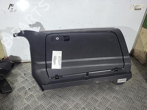 Used Glove box VW GOLF VI (5K1) 1.6 TDI (105 hp) 21710992