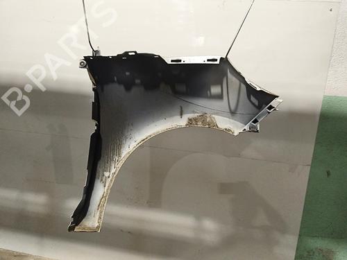 Used Left front fenders Left front fenders 38237330 38237330
