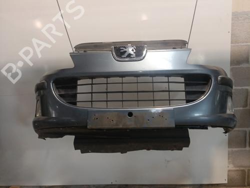 Used Front bumper Front bumper PEUGEOT 407 (6D_) 2.0 HDi 135 (6DRHRH, 6DRHRE, 6DRHRG, 6DRHRJ) (136 hp) 21703557 21703557