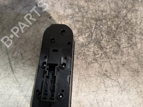 Used Left front window switch Left front window switch OPEL ZAFIRA / ZAFIRA FAMILY B (A05) 1.9 CDTI (M75) (120 hp) 30491710 30491710