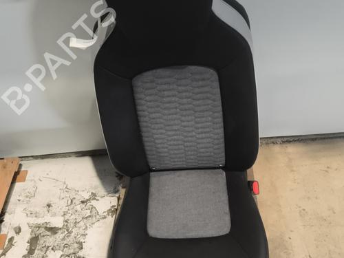 Used Right front seat Right front seat RENAULT ZOE (BFM_) ZOE (BFMC, BFMD) (136 hp) 26581077 26581077