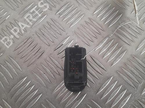 Used Right front window switch CITROËN C2 (JM_) 1.4 HDi (68 hp) 21720097