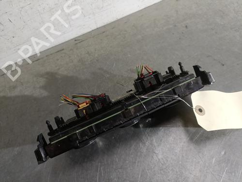 Used Climate control Climate control SKODA OCTAVIA III (5E3, NL3, NR3) 1.0 TSI (115 hp) 29384287 29384287
