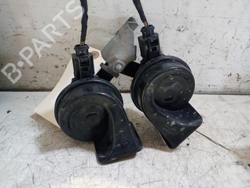 Used Horn VW POLO V (6R1, 6C1) 1.0 (60 hp) 27213549