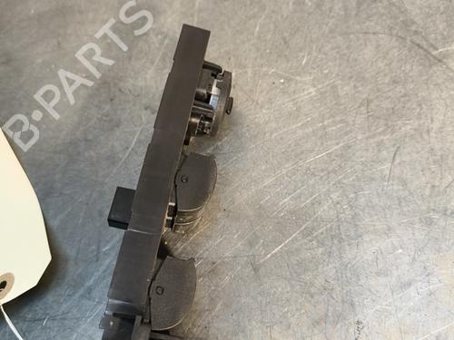 Left front window switch FORD FOCUS II Turnier (DA_, FFS, DS) 1.6 TDCi | BP29996954I27