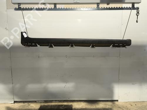 Used Right sideskirt CITROËN C3 III (SX) 1.2 THP 110 (SXHNPS, SXHNZT, SXHNZ6) (110 hp) 31041631