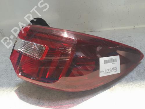 Used Right taillight Right taillight 21704718 21704718