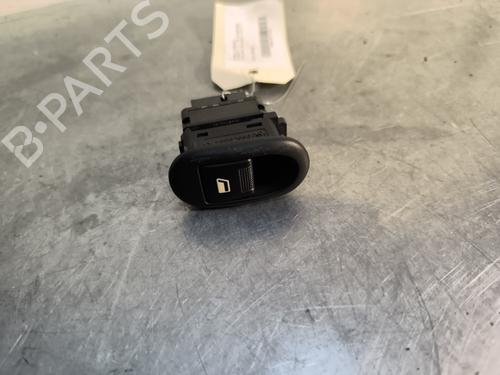right-front-window-switch-citroen-c2-jm_-2003-2004-2005-2006-2007-2008-2009-2010-2011-2012-2013-2014-2015-2016-2017-30357440 main image