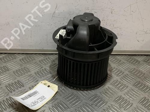 Used Heater blower motor TOYOTA AYGO (_B1_) 1.0 (KGB10_, KGB10R) (68 hp) 21706912